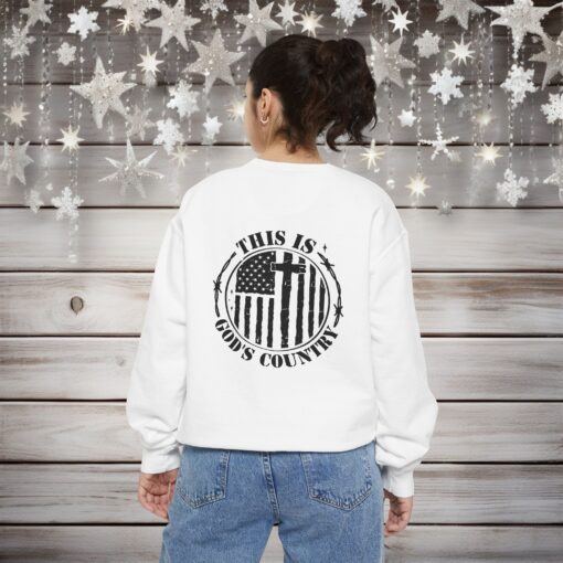 Faith Meets Comfort – ‘This is God's Country’ Sweatshirt