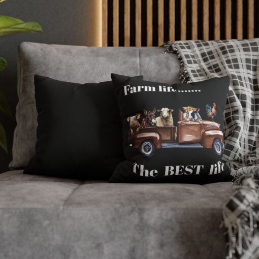 "Farm life... The BEST life"  Pillowcase – Bring Inspiration to Your Space